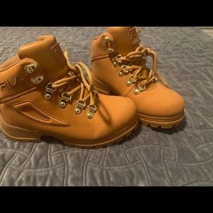 FILA boys boots